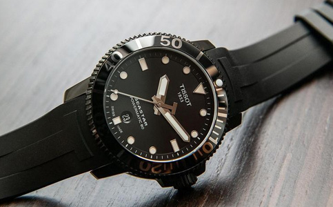 天梭手表的表蒙起霧了該怎么辦