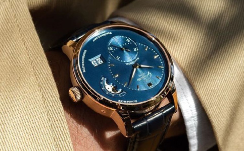 格拉蘇蒂手表全國(guó)維修點(diǎn)（格拉蘇蒂手表表盤裂痕）