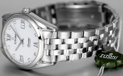 梅花手表售后客戶服務中心（梅花手表表鏡破損可以修復嗎）