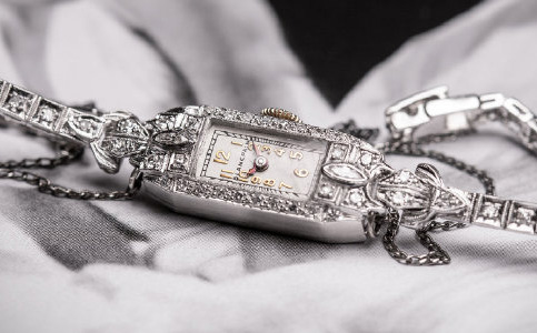 寶珀手表換玻璃多少錢(寶珀手表表蒙破損了怎么辦)