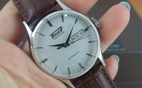 天梭維修服務(wù)中心天梭維修點(手表機芯異響的原因以及解決方法)