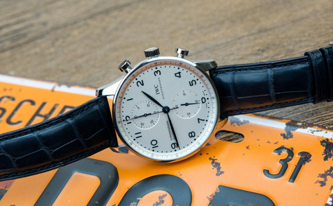 萬國手表售后中心電話（萬國手表金屬帶的保養(yǎng)秘籍）