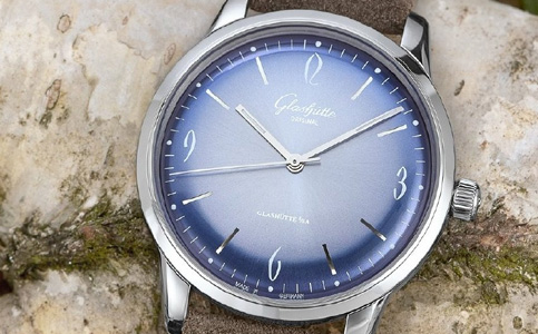 格拉蘇蒂手表售后(格拉蘇蒂手表表殼保養的方法)