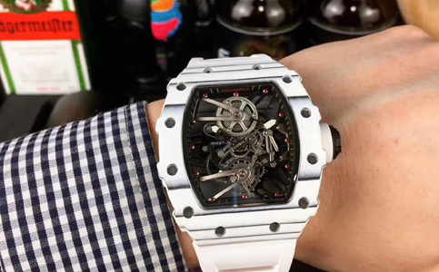 理查德米勒手表售后維修電話（理查德米勒手表表針變色處理方法）