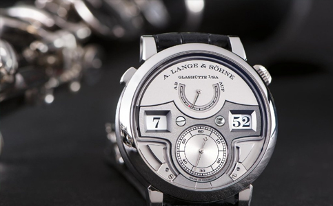 朗格官網(wǎng)維修電話(朗格手表表面出現(xiàn)小瑕疵)